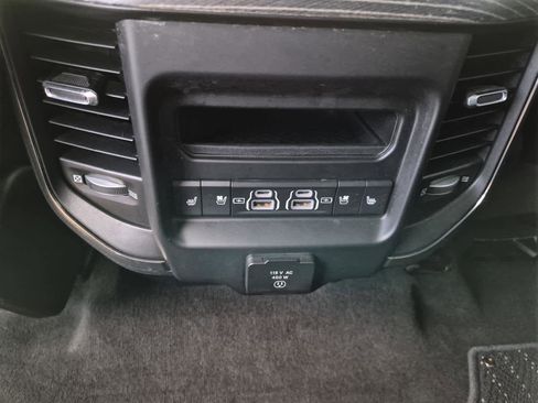 Used 2021 RAM 1500 Limited w/ Night Edition image 15