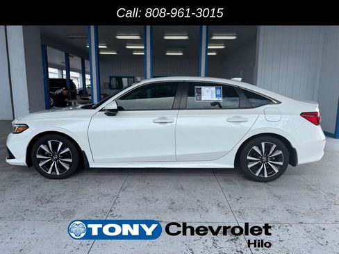 Used 2023 Honda Civic EX image 24