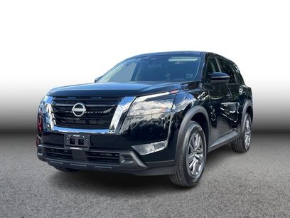 New 2025 Nissan Pathfinder S