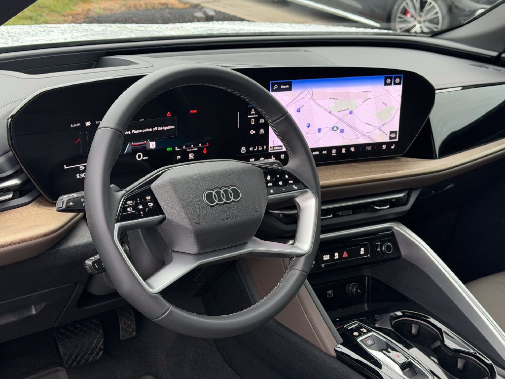 Certified 2025 Audi Q5 Premium Plus w/ Premium Plus AWD/4WD image 23