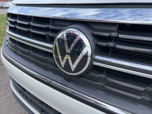 Used 2024 Volkswagen Jetta SEL image 10