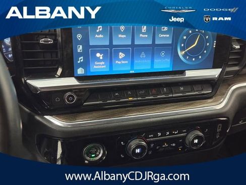 Used 2024 Chevrolet Silverado 1500 LT image 16