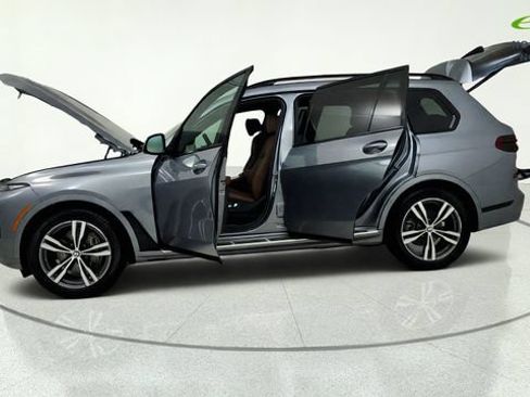 Used 2026 BMW X7 xDrive40i AWD/4WD image 12