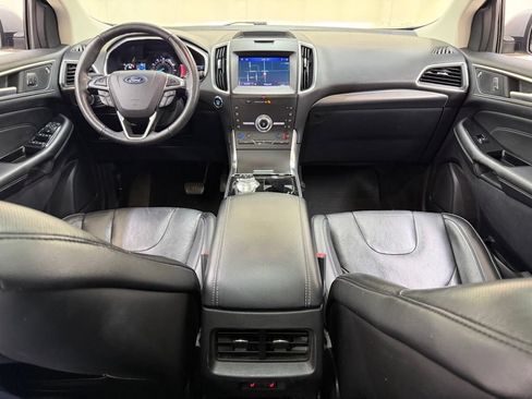 Used 2020 Ford Edge Titanium w/ Equipment Group 301A AWD/4WD image 30