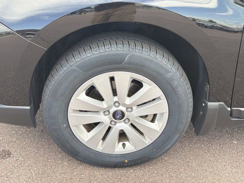 Used 2019 Subaru Outback 2.5i Premium w/ Popular Package #2 AWD/4WD image 21