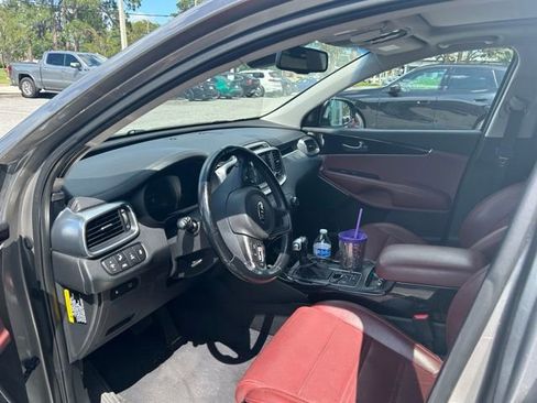 Used 2017 Kia Sorento SX AWD/4WD image 3
