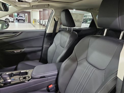 New 2026 Lexus NX 350 AWD image 9