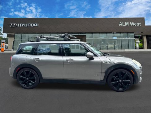 Used 2017 MINI Cooper Clubman S AWD/4WD image 4