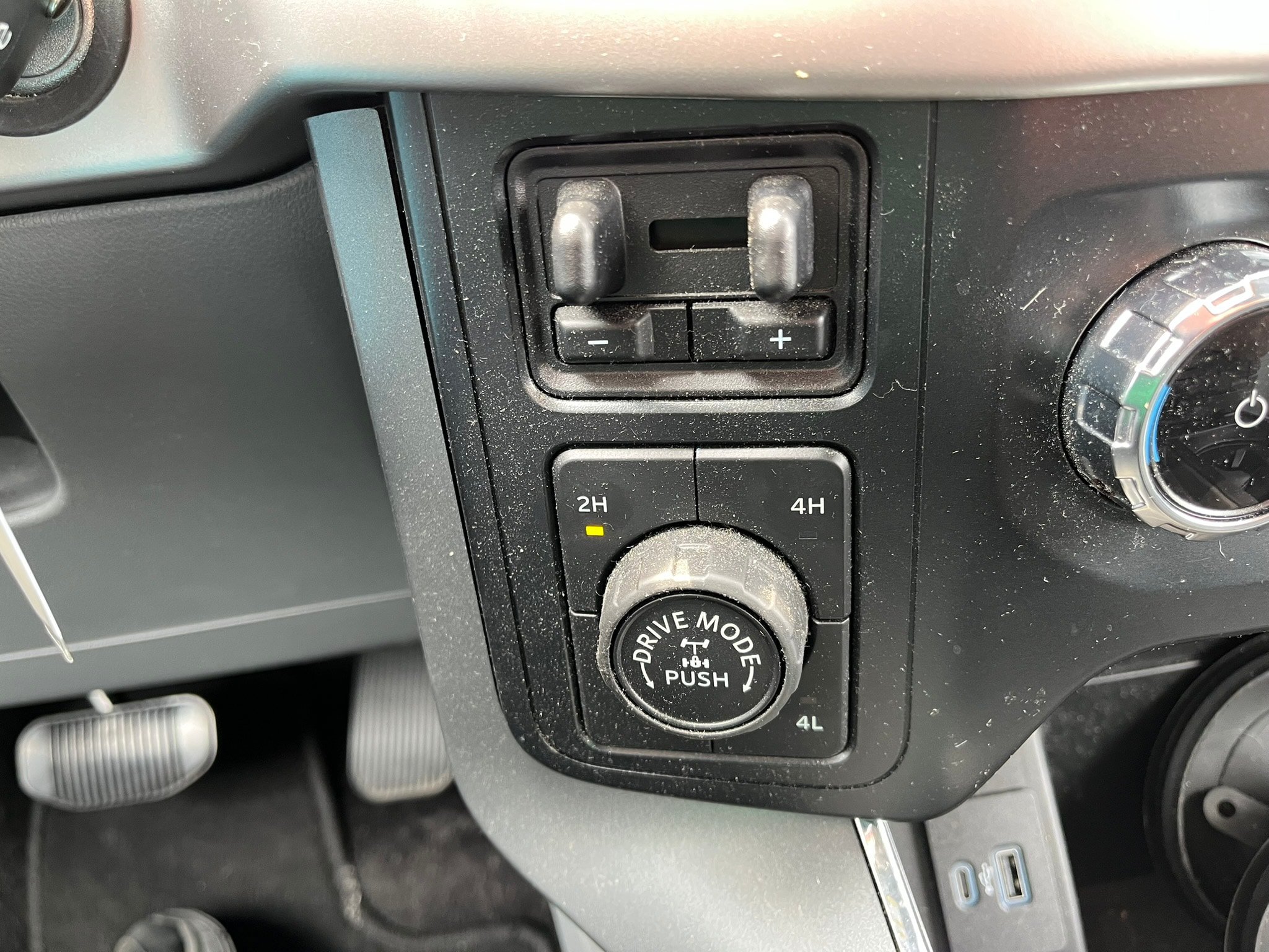 Used 2022 Ford F150 XLT w/ Equipment Group 301A Mid AWD/4WD image 33