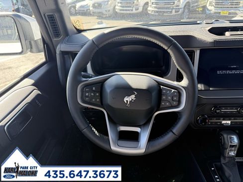 New 2025 Ford Bronco Outer Banks w/ Sasquatch Package image 15