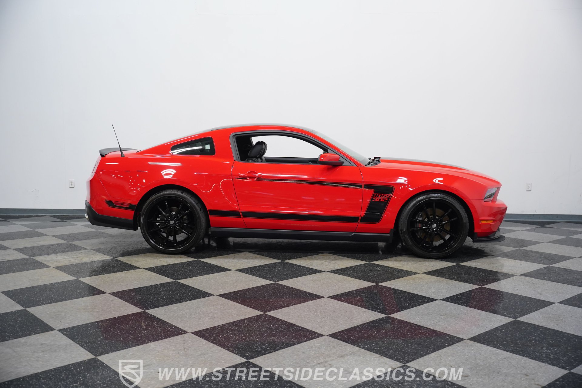 Used 2012 Ford Mustang Boss 302 w/ Boss 302 Accessory Pkg RWD image 14