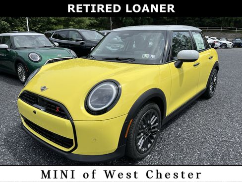 Used 2025 MINI Cooper S image 1