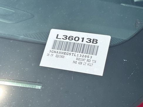 Used 2026 Chevrolet Equinox LT w/ Convenience Package II FWD image 16