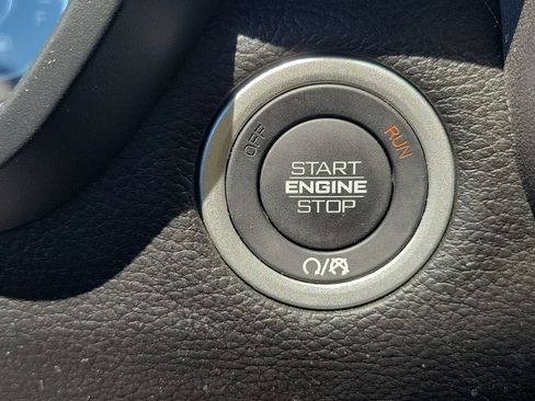 Used 2025 RAM 1500 Big Horn AWD/4WD image 26