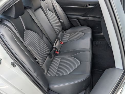 Used 2022 Toyota Camry SE FWD image 20