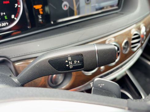 Used 2016 Mercedes-Benz S 550 Sedan image 19