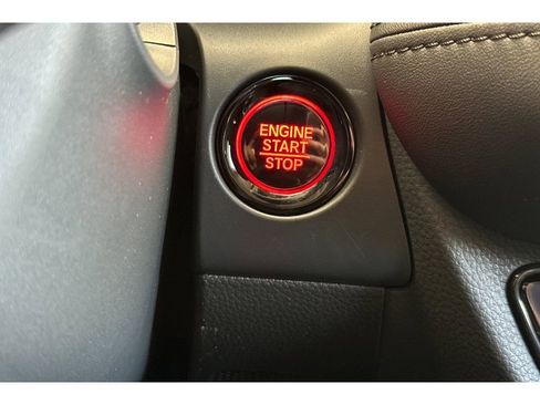 Certified 2026 Honda HR-V LX image 34