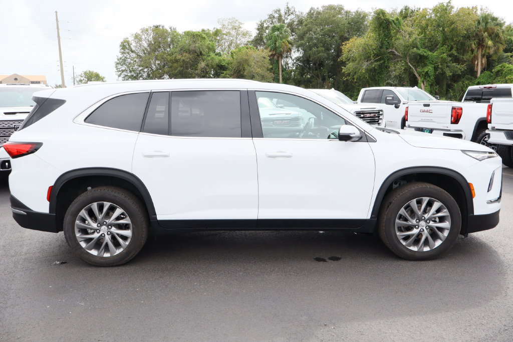 Certified 2026 Buick Enclave Preferred FWD image 10