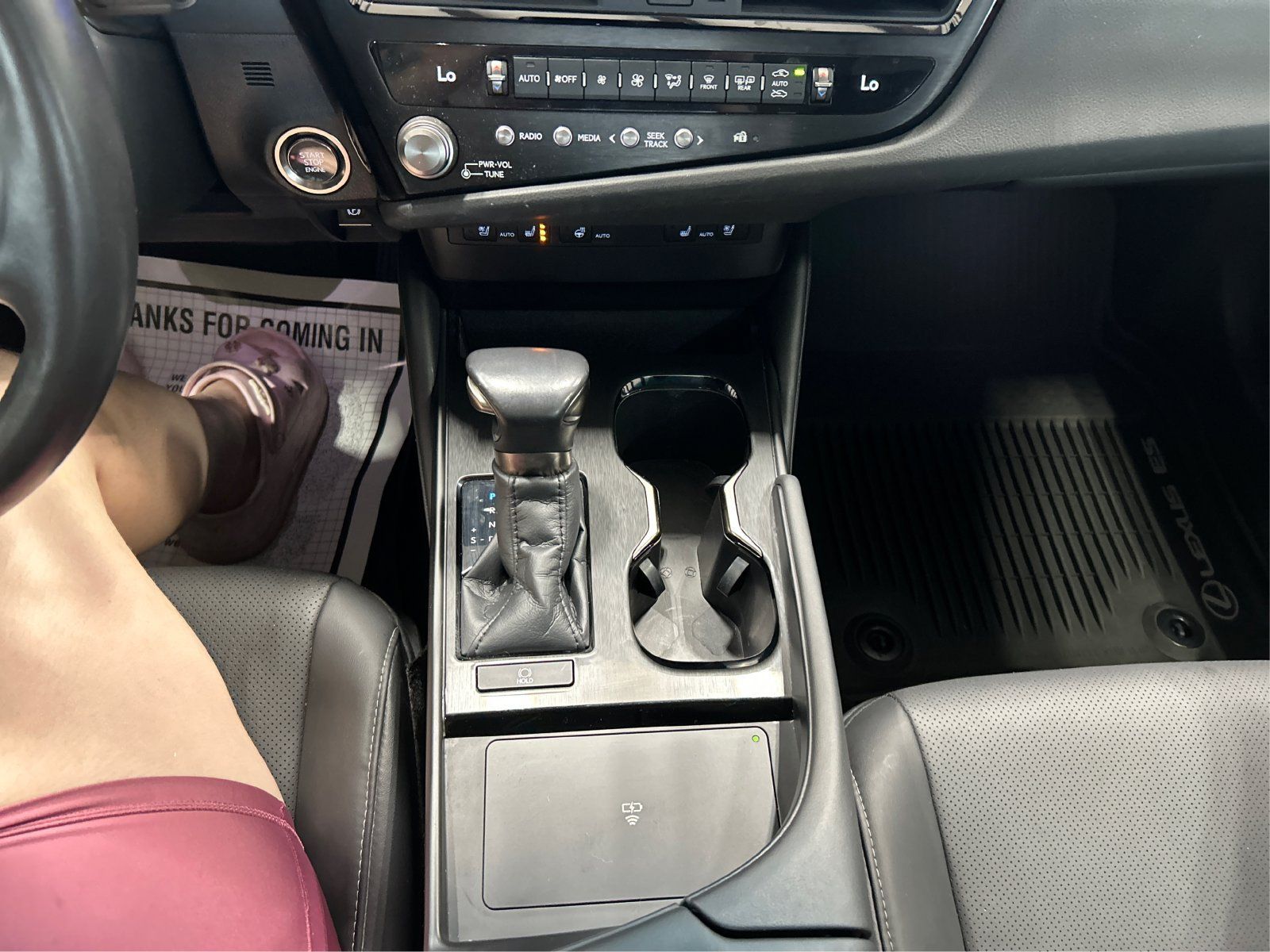 Used 2025 Lexus ES 350 w/ Accessory Package (Z1) FWD image 15