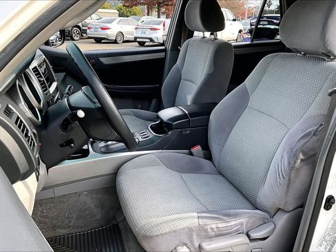 Used 2003 Toyota 4Runner SR5 image 8