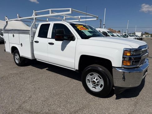 Used 2019 Chevrolet Silverado 2500 W/T w/ WT Convenience Package RWD image 3
