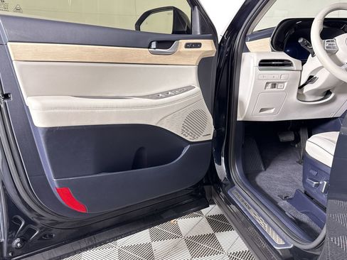 Used 2024 Hyundai Palisade Limited image 5