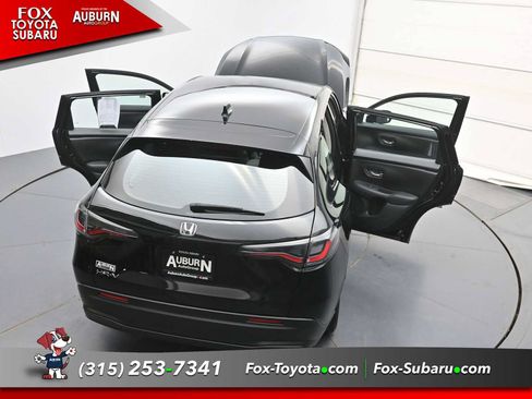 Used 2024 Honda HR-V LX image 36