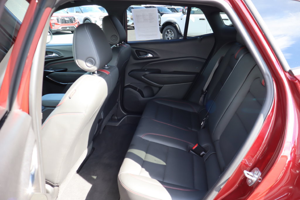 Used 2024 Chevrolet Trax RS w/ Driver Confidence Package FWD image 14