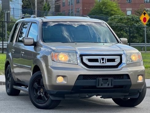 Used 2010 Honda Pilot EX-L image 2