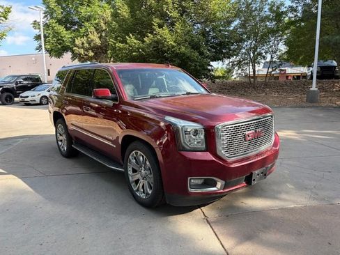 Used 2016 GMC Yukon Denali w/ Open Road Package AWD/4WD image 7