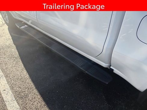 Used 2020 Chevrolet Silverado 1500 RST w/ RST 2.7L Value Package AWD/4WD image 6
