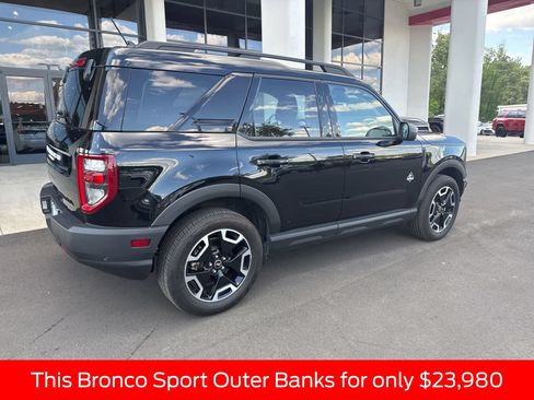 Used 2021 Ford Bronco Sport Outer Banks AWD/4WD image 7