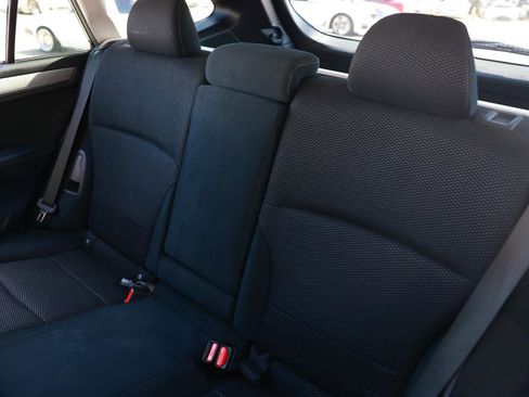 Used 2015 Subaru Outback 2.5i Premium image 8
