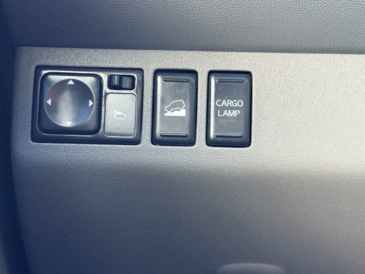 Used 2013 Nissan Frontier SV AWD/4WD image 36