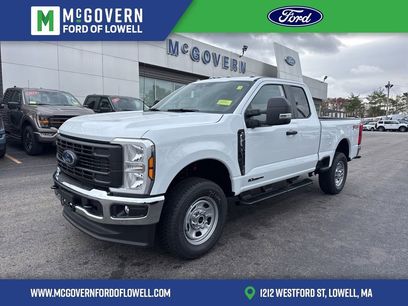 New 2026 Ford F350 XL w/ FX4 Off-Road Package