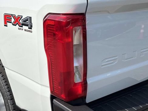 New 2026 Ford F350 XL w/ FX4 Off-Road Package AWD/4WD image 12
