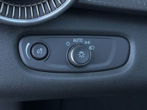 New 2026 Chevrolet Trax ACTIV w/ Driver Confidence Package image 18