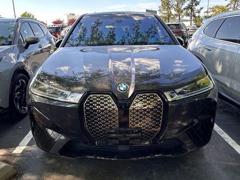 Certified 2023 BMW iX xDrive50 w/ Premium Package AWD/4WD image 12