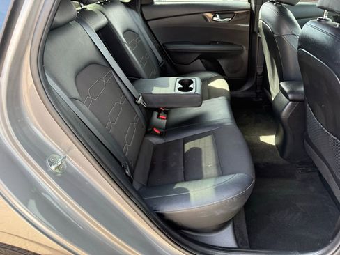 Used 2023 Kia Forte GT-Line w/ GT-Line Technology Package image 33