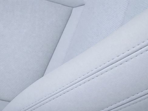 Certified 2023 Cadillac XT5 Premium Luxury w/ LPO, Premium Carpet Package FWD image 19