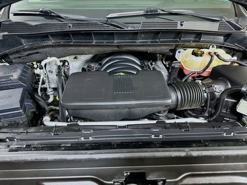 Certified 2022 GMC Sierra 1500 AT4 w/ AT4 Premium Package AWD/4WD image 32