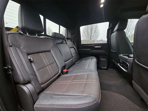 Used 2024 Chevrolet Silverado 2500 High Country w/ High Country Premium Package image 21