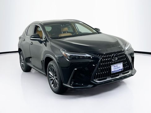 Used 2023 Lexus NX 350 AWD image 3
