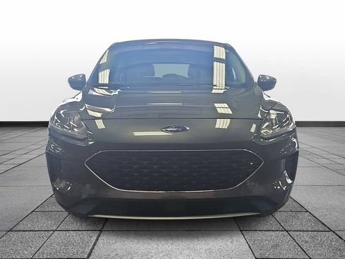 Used 2020 Ford Escape SE FWD image 2