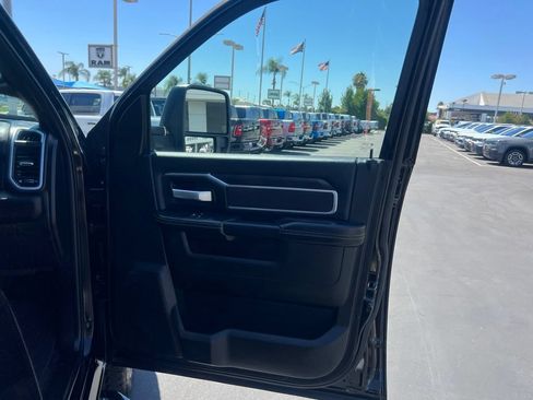Used 2025 RAM 2500 Big Horn AWD/4WD image 43