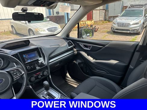 Used 2021 Subaru Forester Premium AWD/4WD image 11