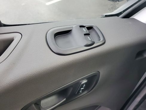 New 2026 Ford Transit 250 148 Medium Roof RWD image 22