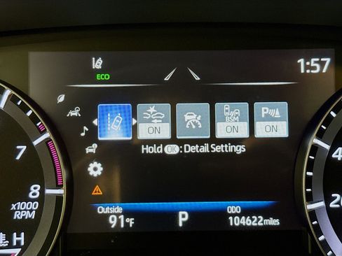 Used 2021 Toyota Highlander Limited FWD image 13