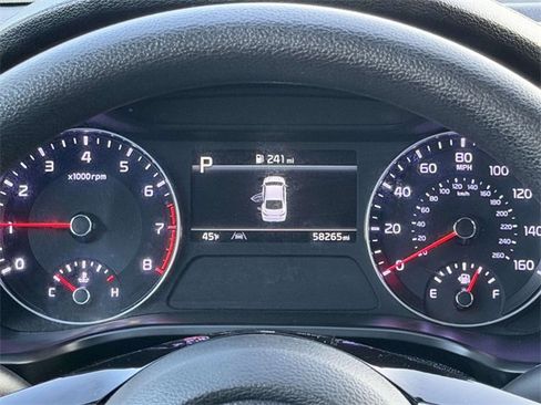 Used 2023 Kia Forte LXS image 18