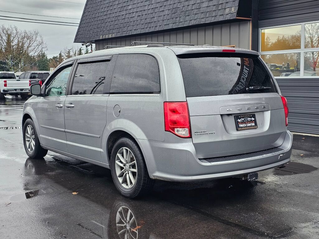 Used 2015 Dodge Grand Caravan FWD image 3